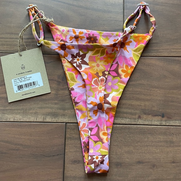 Stone Fox Swim Isle Bikini Bottom Size L - Picture 6 of 7